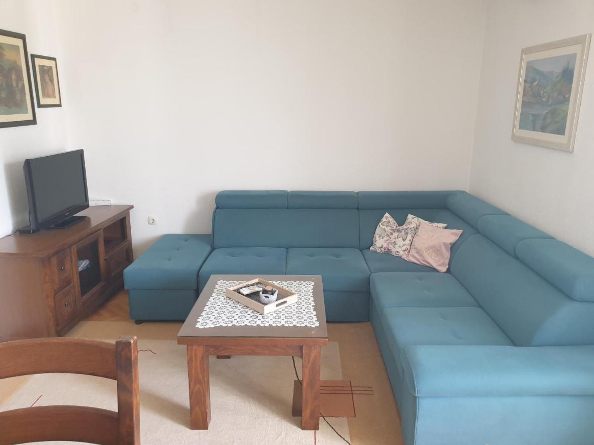 An Apartment 65M2-ליובוסקי מראה חיצוני תמונה