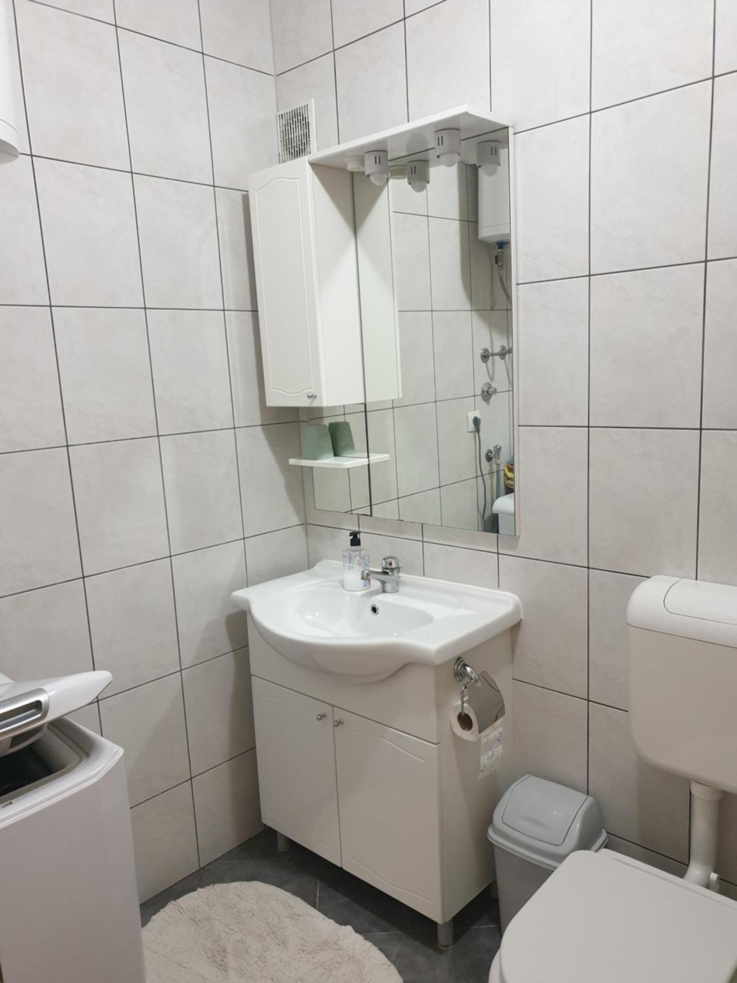 An Apartment 65M2-ליובוסקי מראה חיצוני תמונה